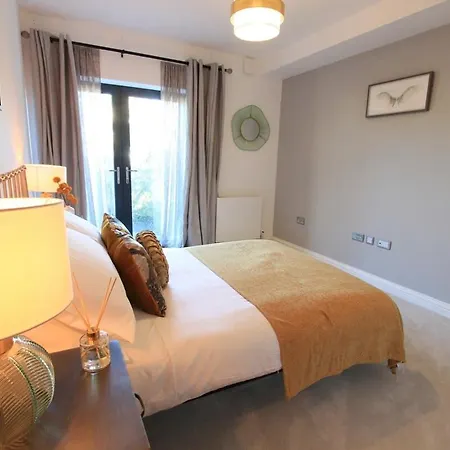 Feriehus Cabot Mews 6 *